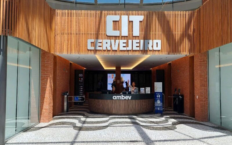 Entrada co Centro de Tecnologia e Inovação da AMBEV no Rio de Janeiro